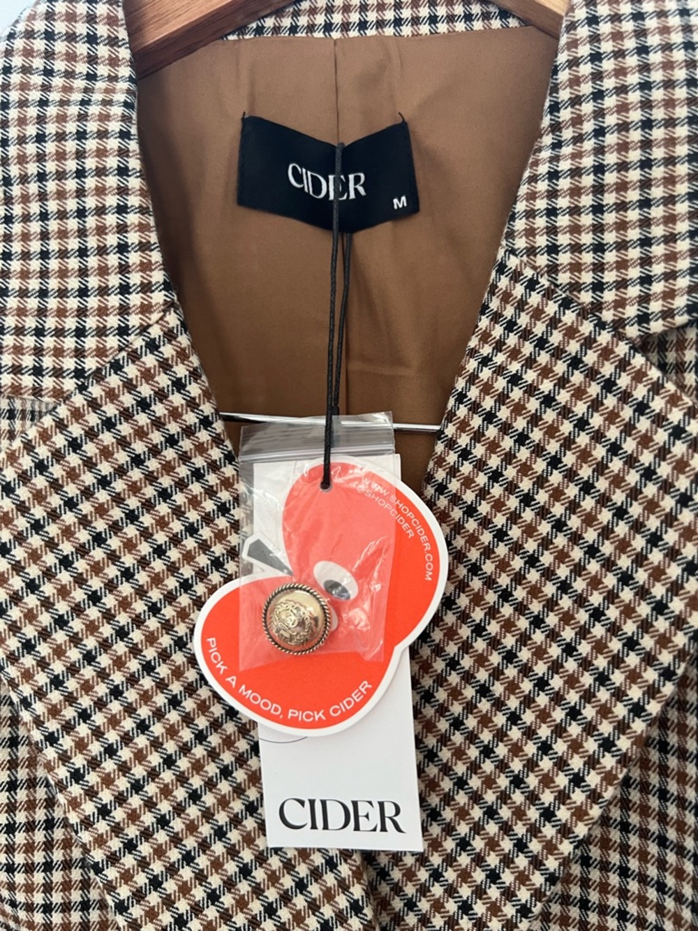 Cider Checked Double-Breasted Blazer in Tan & Black - Picture 6 of 6